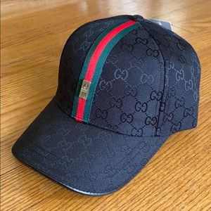 Black designer stripe cap, NWT